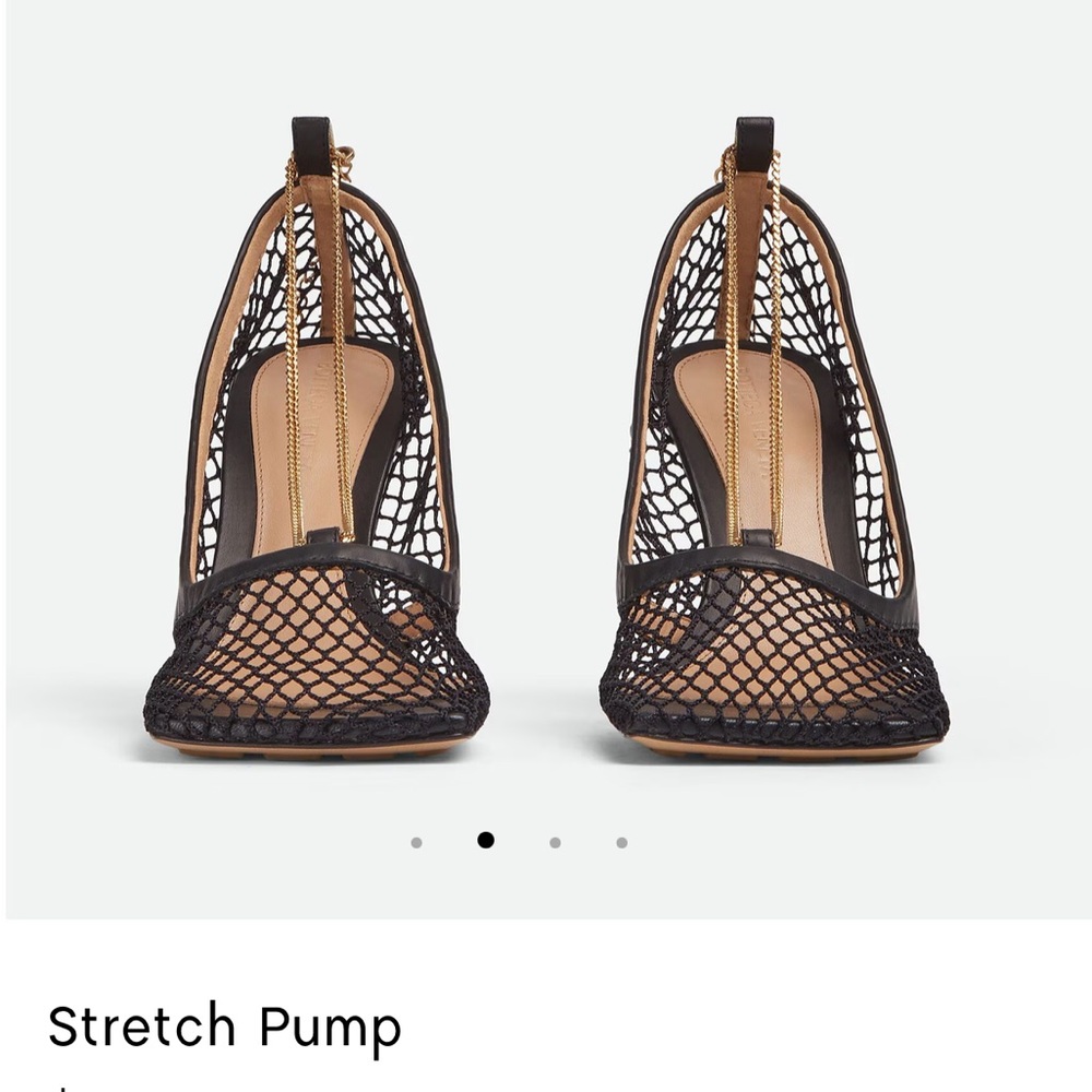 Bottega Veneta Black Heels with Pointed Toe and Stiletto Heel - Picture 1 of 4